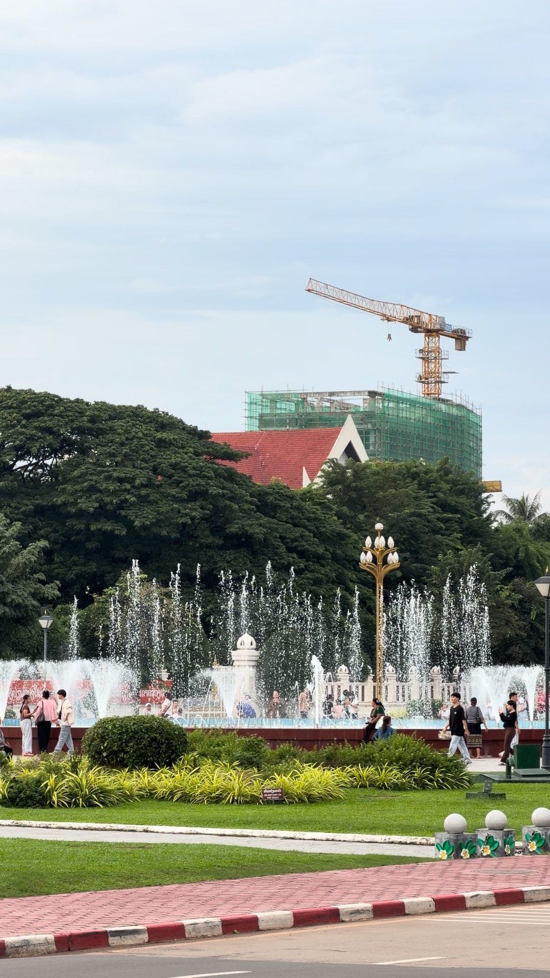 The musical fountains in the park in front of Patuxai, Vientiane